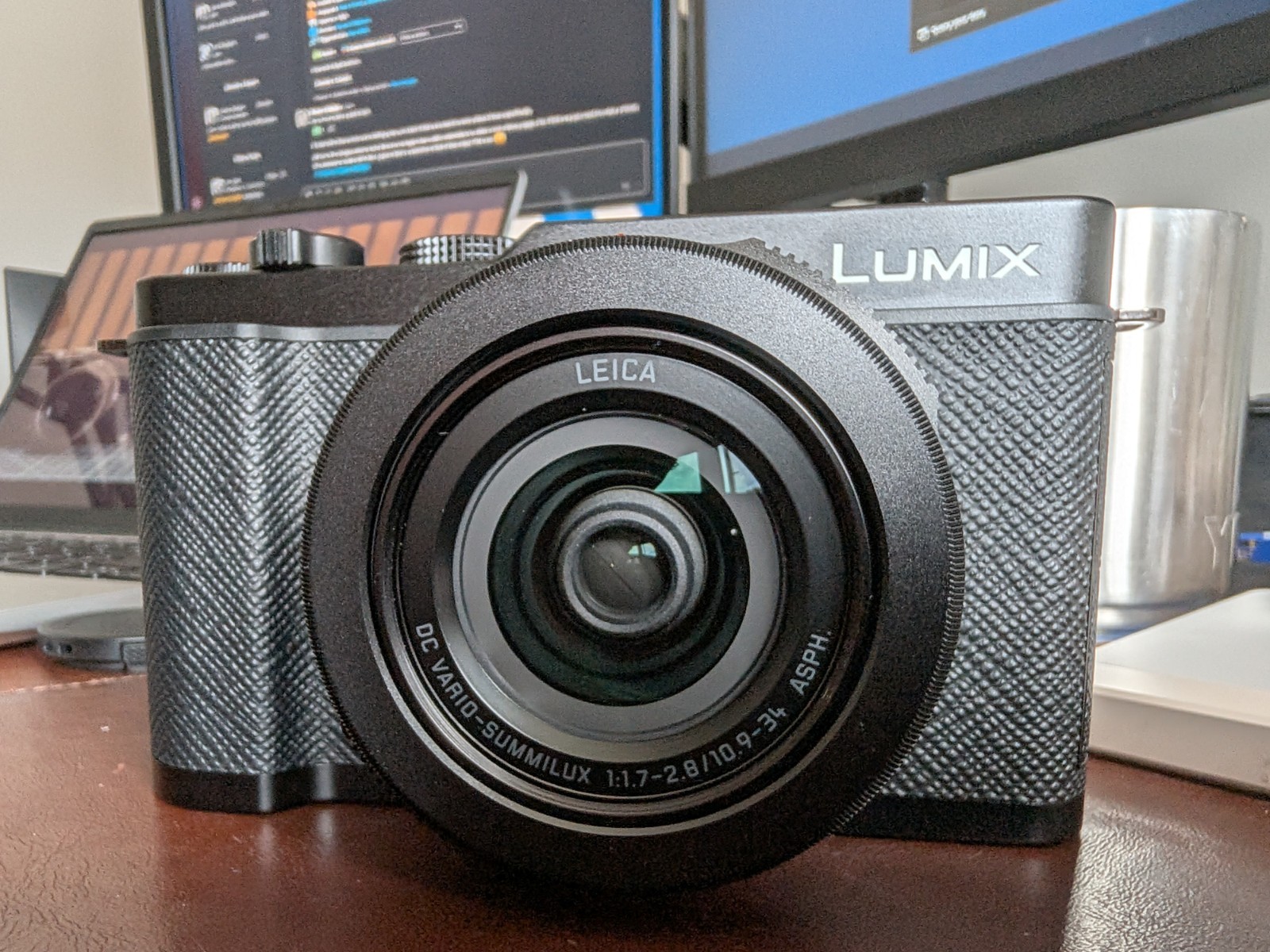 Panasonic lumix l10